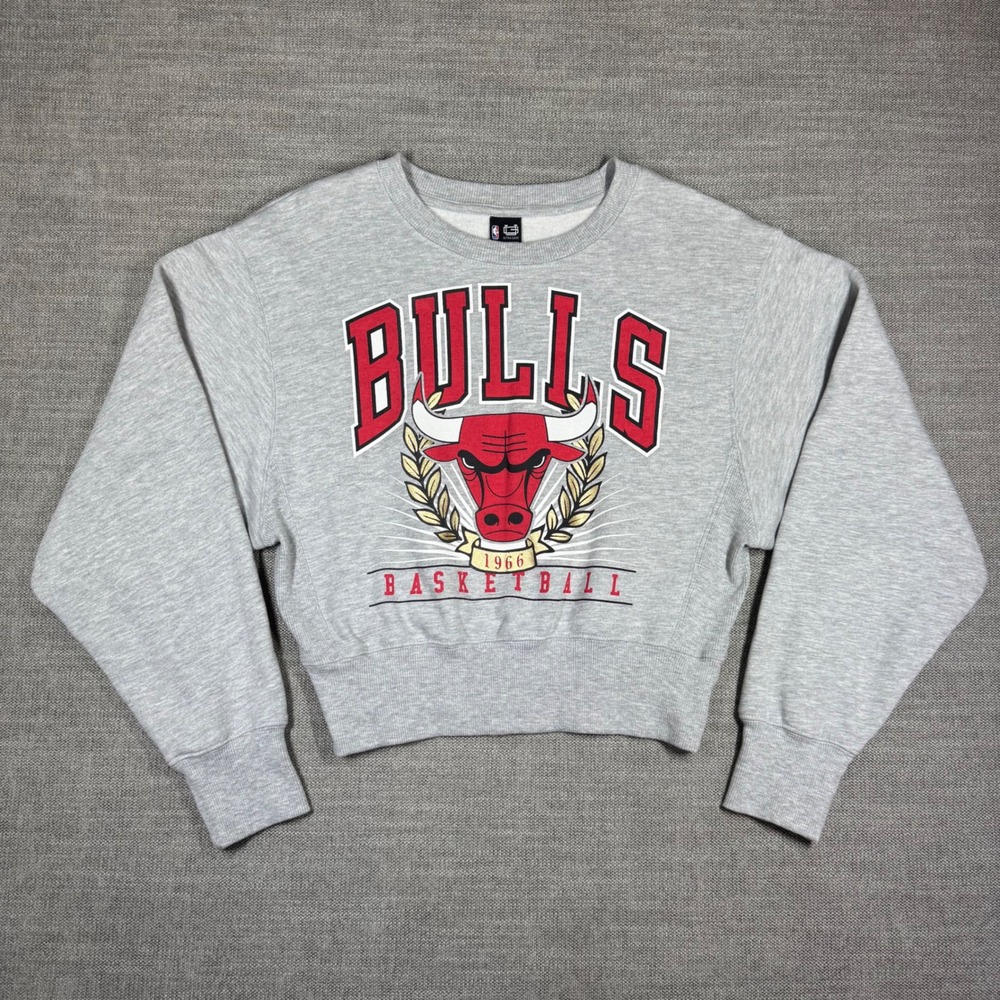 NBA Ultra Game Chicago Bulls Cropped Sweatshirt Crewneck Pullover Small